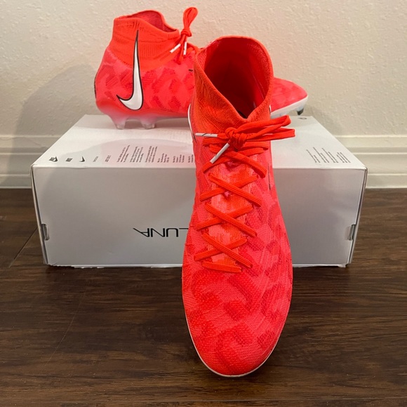 Nike Phantom Luna Elite FG Bright Crimson Soccer Cleats Mens 10.5 FN8405-600 - Picture 3 of 4